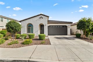 9445 W HEATHERBRAE Drive, Phoenix, AZ 85037