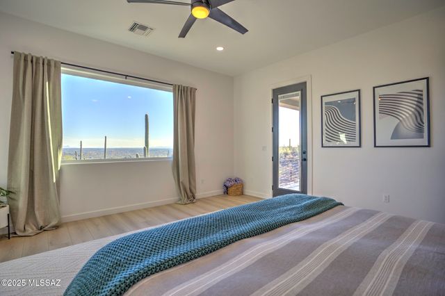 9980 E Sabino Estates Drive, Tucson, AZ 85749