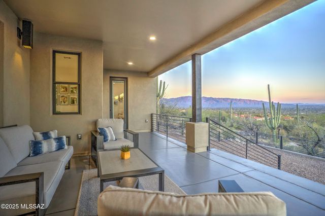 9980 E Sabino Estates Drive, Tucson, AZ 85749