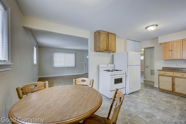 22362 Masch Avenue, Warren, MI 48091