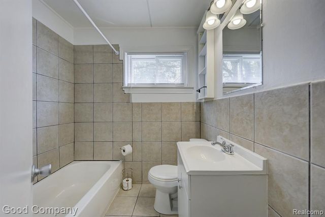 22362 Masch Avenue, Warren, MI 48091
