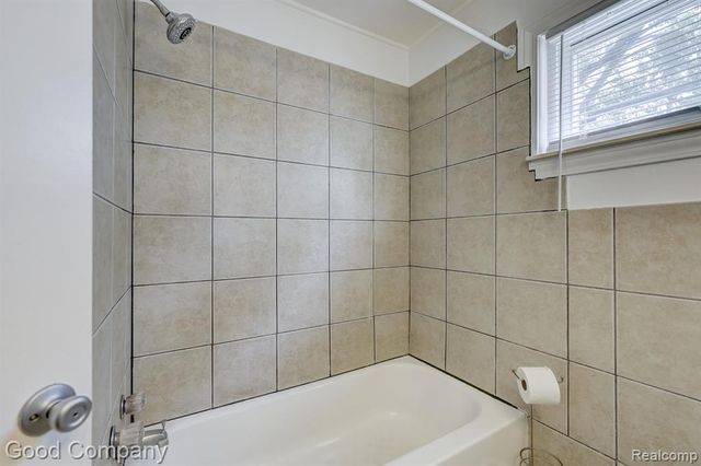 22362 Masch Avenue, Warren, MI 48091