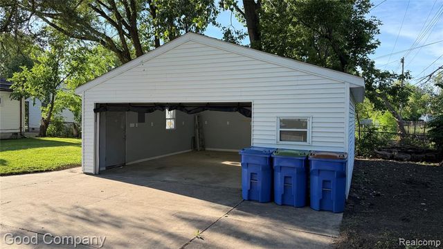 22362 Masch Avenue, Warren, MI 48091