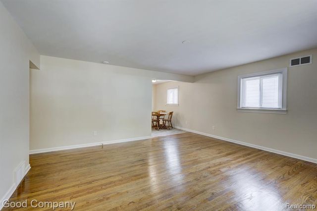 22362 Masch Avenue, Warren, MI 48091