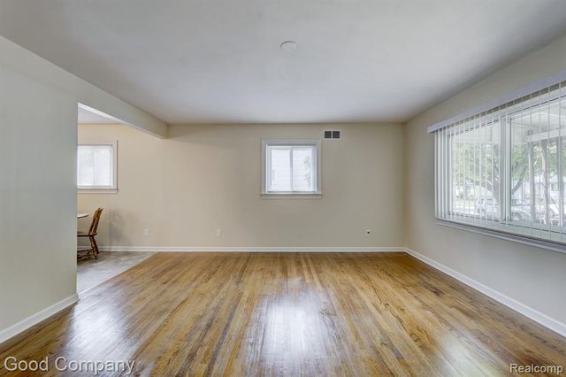 22362 Masch Avenue, Warren, MI 48091