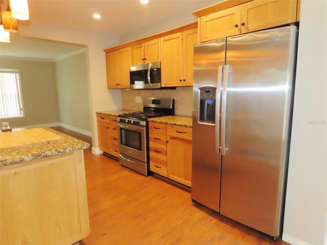 2277 S LAGOON CIRCLE, Clearwater, FL 33765