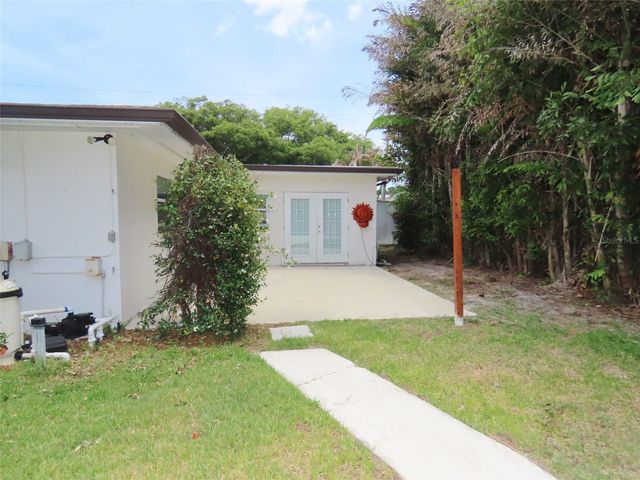 2277 S LAGOON CIRCLE, Clearwater, FL 33765