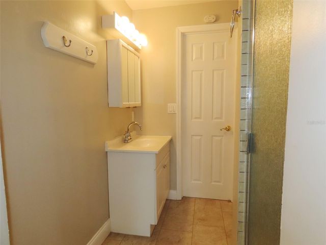 2277 S LAGOON CIRCLE, Clearwater, FL 33765