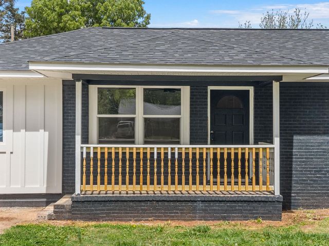 609 Ashwood Drive, Anderson, SC 29624