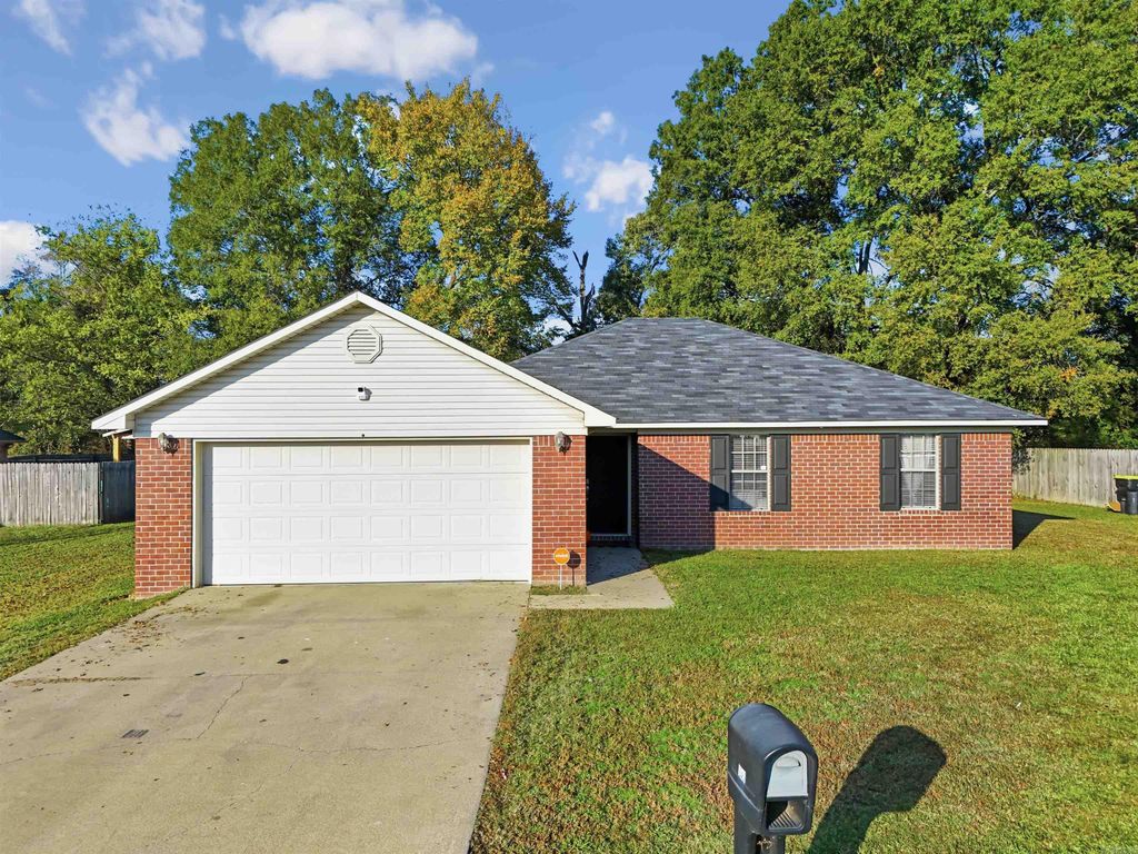 135 Shiloh Drive, Conway, AR 72032