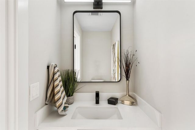 7144 47th Avenue SW, Seattle, WA 98136