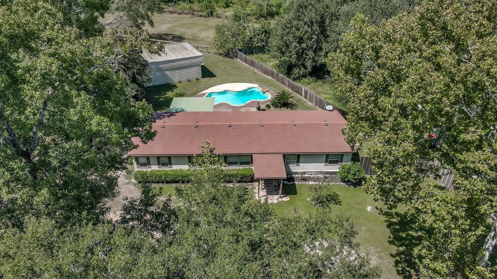 15350 Old Humble Pipeline Road, Conroe, TX 77302