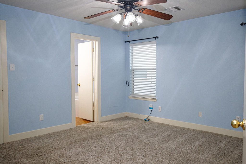 Image 7 of property listing at 3970 Southern Bend, Missouri City, TX 77459