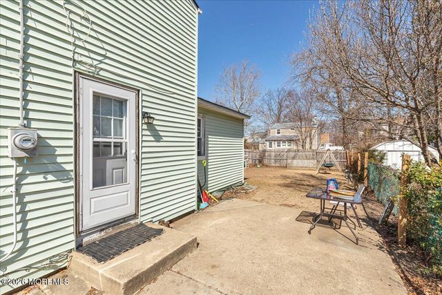 15 Woody Terrace, Hazlet, NJ 07734