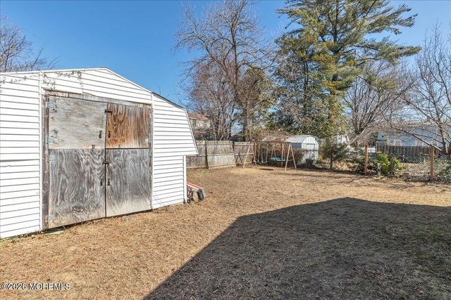 15 Woody Terrace, Hazlet, NJ 07734