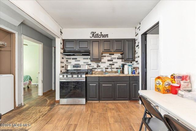 15 Woody Terrace, Hazlet, NJ 07734