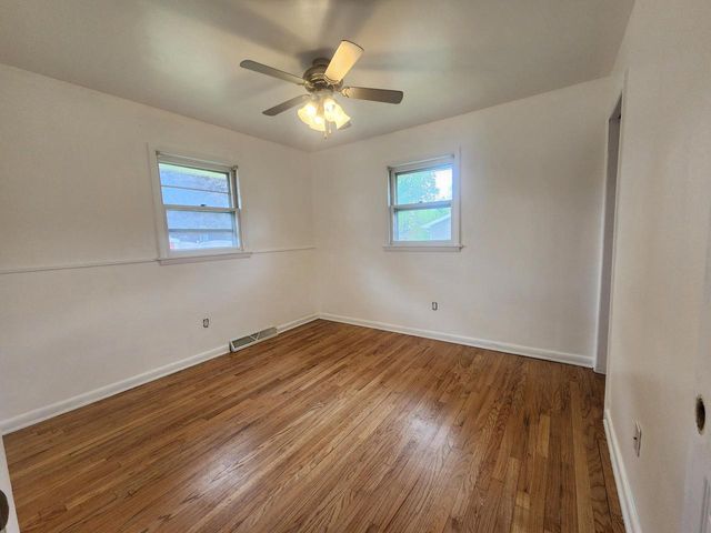 W1326 HoneySuckle ROAD, Genoa City, WI 53128