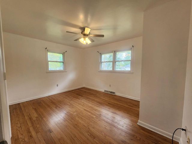 W1326 HoneySuckle ROAD, Genoa City, WI 53128