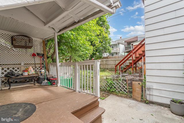 16 S 11TH ST, Lebanon, PA 17042