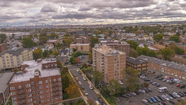 704 N Broad St 1D, Elizabeth City, NJ 07208