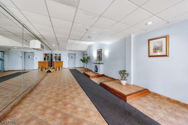 704 N Broad St 1D, Elizabeth City, NJ 07208