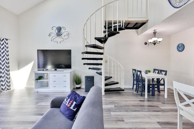 1880 Auburn Ln Apt 24E, Surfside Beach, SC 29575