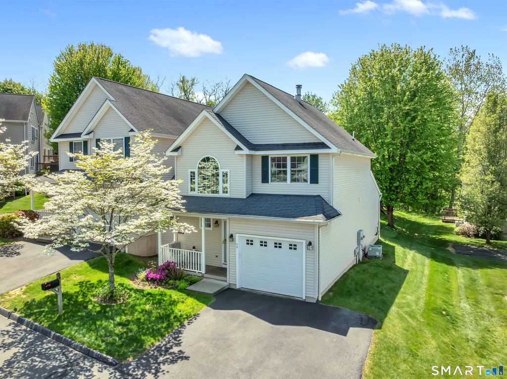 49 Copper Beech Lane 49, Portland, CT 06480