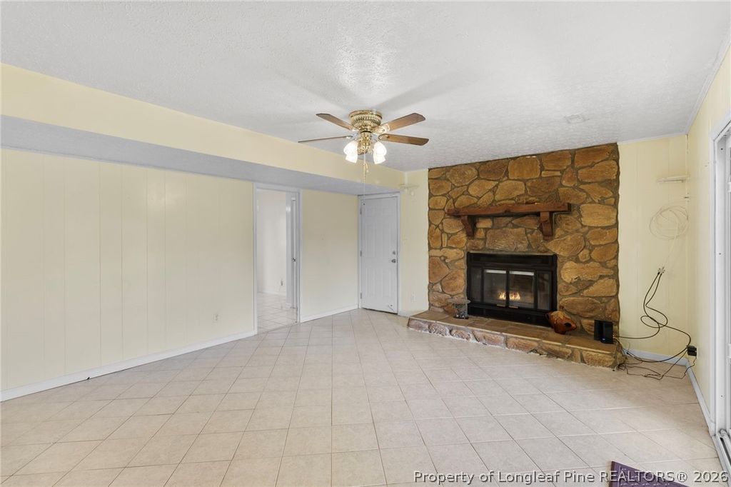 6870 Beaver Stone Drive, Fayetteville, NC 28314 — photo 9