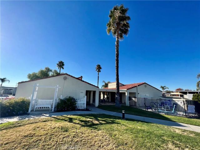 1295 S Cawston Avenue 262, Hemet, CA 92545