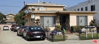 251 W 41st Place, Los Angeles, CA 90037