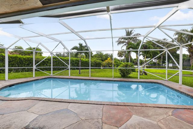2403 NW 118th Terrace, Coral Springs, FL 33065