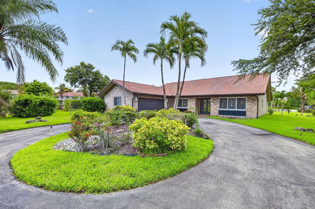 2403 NW 118th Terrace, Coral Springs, FL 33065