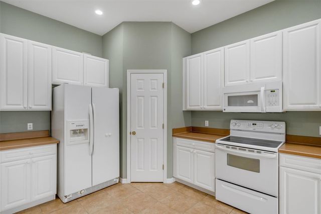 654 LAKE CLARK PLACE, Lakeland, FL 33813