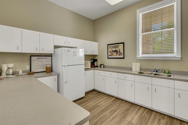 654 LAKE CLARK PLACE, Lakeland, FL 33813