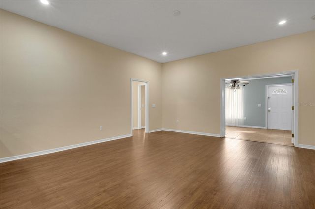 654 LAKE CLARK PLACE, Lakeland, FL 33813