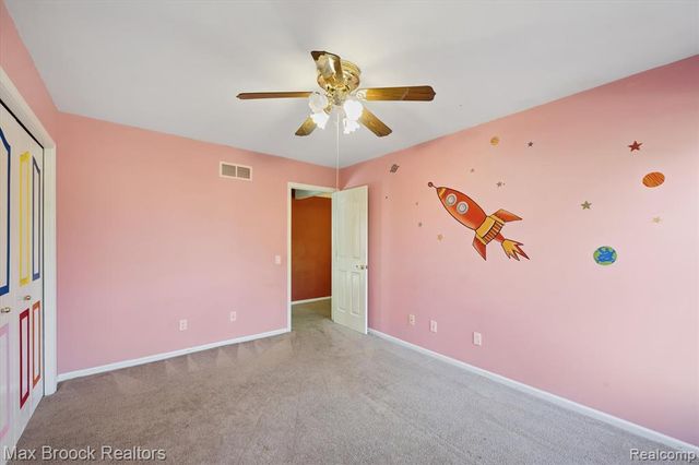 5872 Meadowview Drive, Plymouth, MI 48187