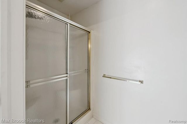 5872 Meadowview Drive, Plymouth, MI 48187