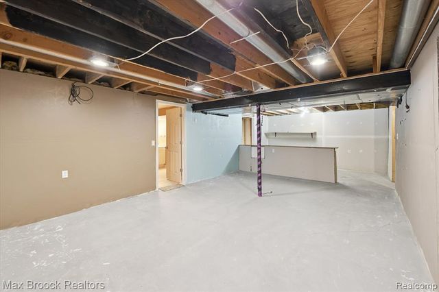 5872 Meadowview Drive, Plymouth, MI 48187