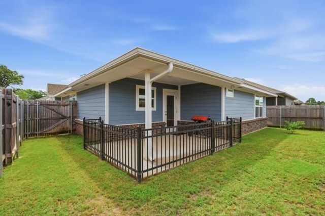 503 Remington Avenue, Jones, OK 73049
