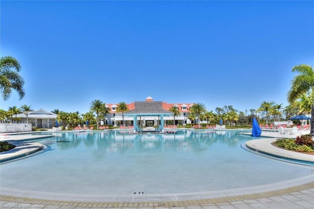 7315 Cayo Coco LN, Naples, FL 34113