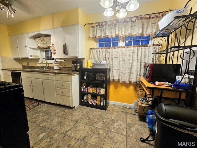 143 Reno Avenue, East Alton, IL 62024