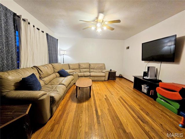 143 Reno Avenue, East Alton, IL 62024