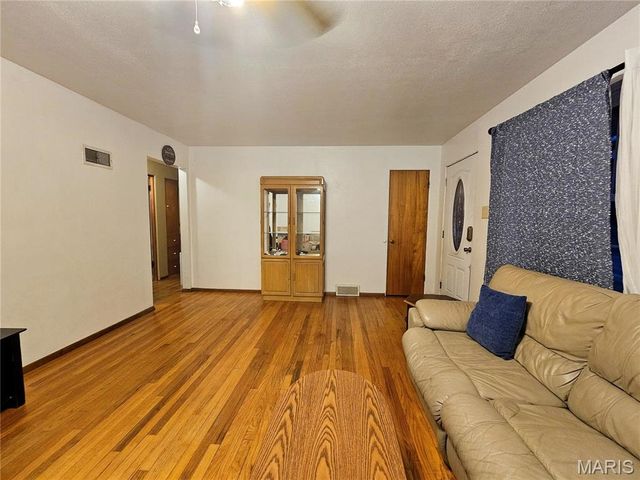 143 Reno Avenue, East Alton, IL 62024