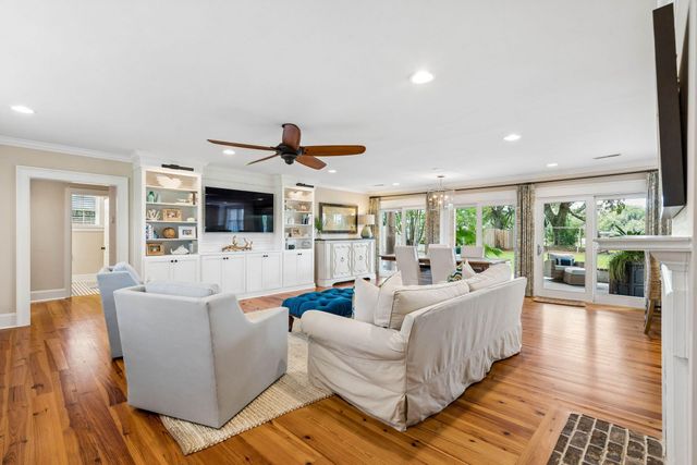 1670 Hunley Avenue, Charleston, SC 29412