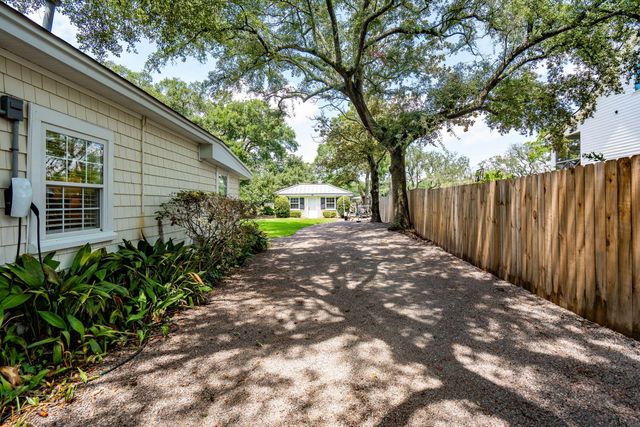 1670 Hunley Avenue, Charleston, SC 29412
