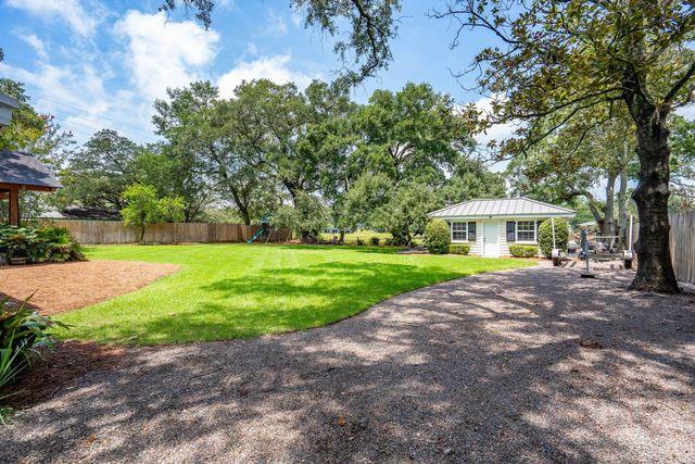 1670 Hunley Avenue, Charleston, SC 29412