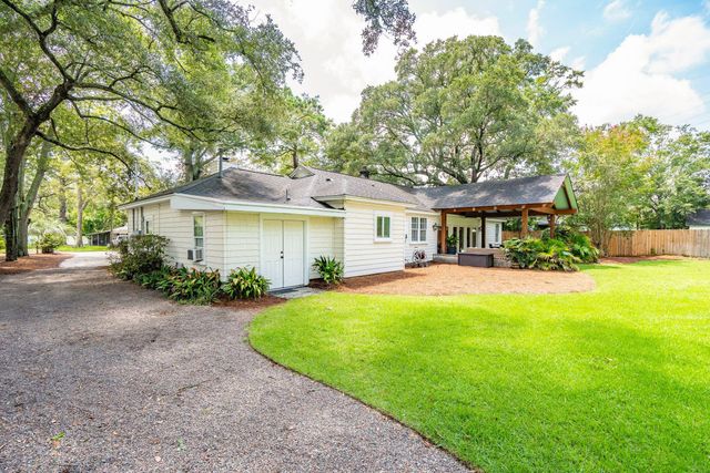 1670 Hunley Avenue, Charleston, SC 29412