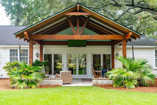 1670 Hunley Avenue, Charleston, SC 29412