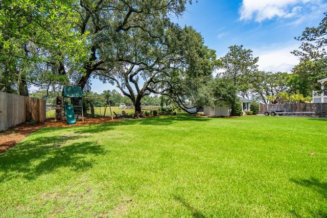 1670 Hunley Avenue, Charleston, SC 29412
