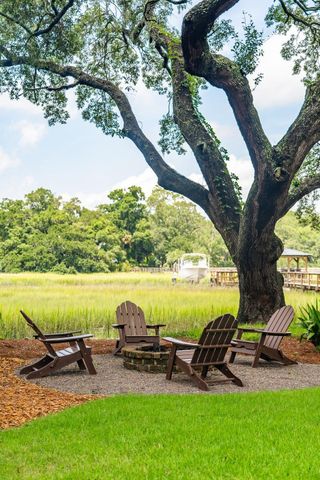 1670 Hunley Avenue, Charleston, SC 29412